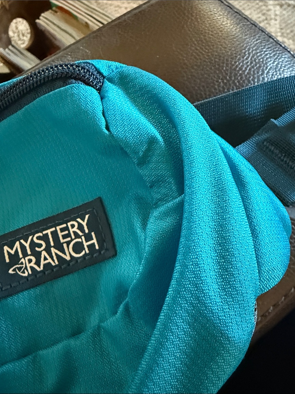 Mystery Ranch Forager 2.5L Hip Pack Bag 7.5oz - Techno - Picture 3 of 3